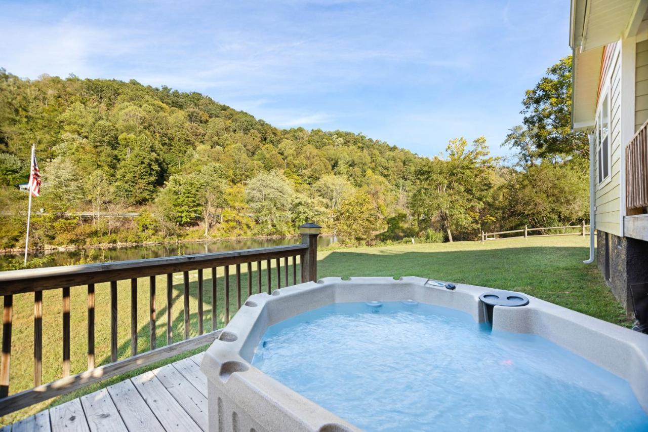 2 Bed 2 Bath Vacation Home In Whittier III Exteriér fotografie